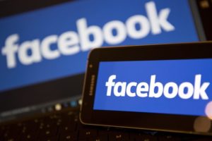 Từ vựng tiếng Anh theo chủ đề: Facebook